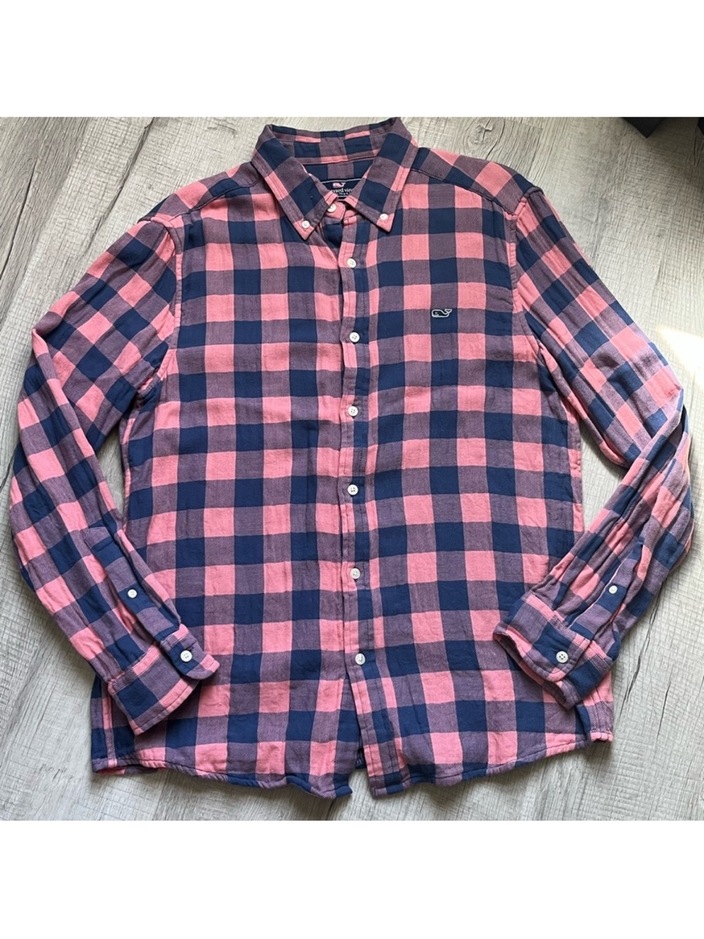 Vineyard Vines plaid button down shirt blue and pink